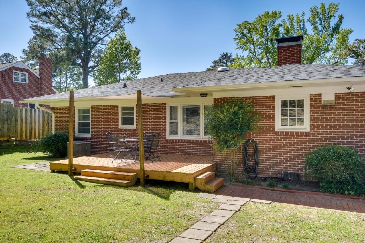 Fayetteville Vacation Rental - 1 Mi To Downtown! Exterior photo